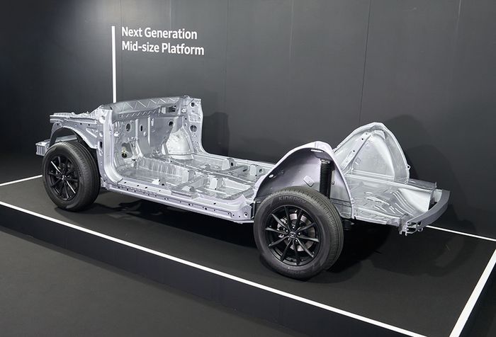 Honda-Next-Gen-Mid-size-Platform-2.jpg