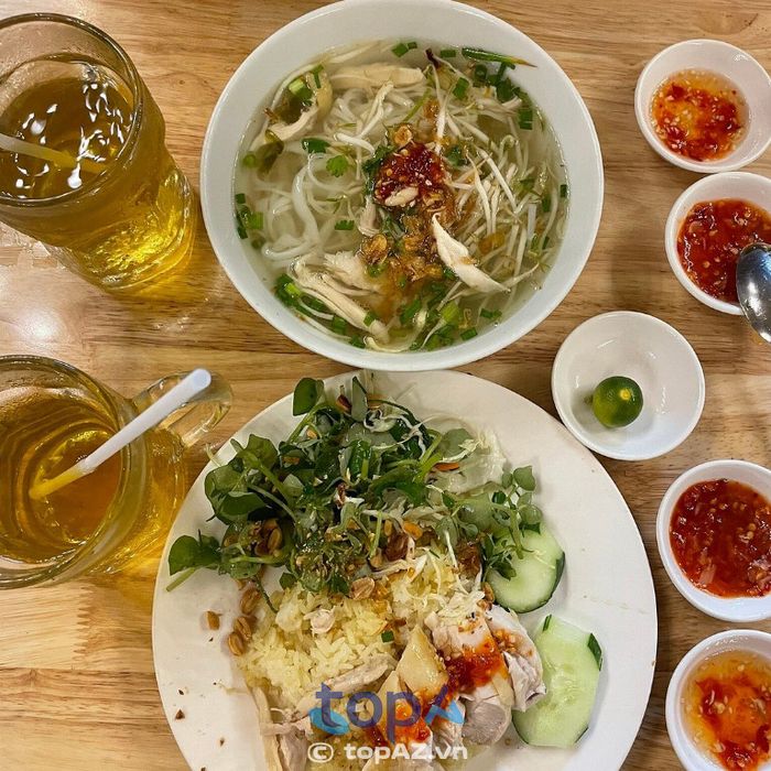 Cơm Gà Tam Kỳ 135