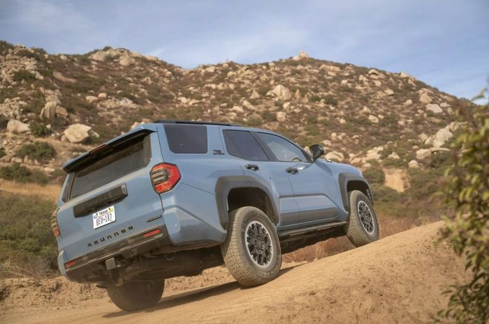 2026-Toyota-4Runner-5.jpg