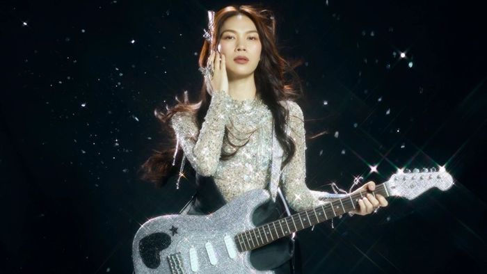 Cách săn vé concert See The Light dễ dàng mà bạn không thể bỏ qua bg