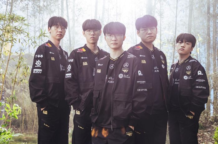 T1 hiện đang có phong độ ổn định và một tâm lý vô cùng vững vàng, giúp họ thể hiện sự tự tin trong mọi tình huống.