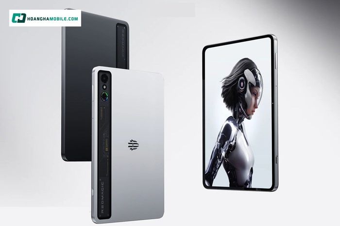 REDMAGIC Astra Gaming (16GB/512GB) Tablet được trang bị viên pin kép dung lượng 8200mAh, hỗ trợ sạc nhanh 80W