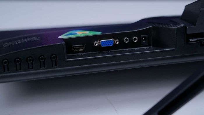 Hỗ trợ các cổng kết nối tiêu chuẩn. Hỗ trợ các cổng kết nối tiêu chuẩn.