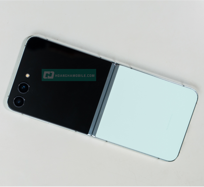 Điện thoại Samsung Z Flip5 ra mắt