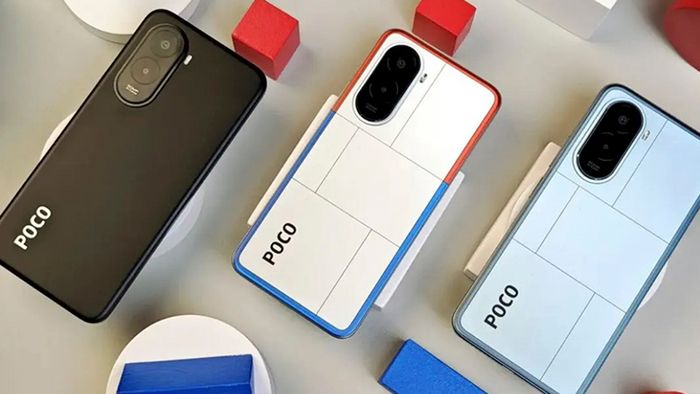 POCO-M7-7