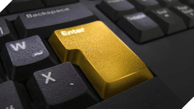 Insta360 trao tặng keycap vàng trị giá lên tới 45.000 USD cho những nhân viên xuất sắc.