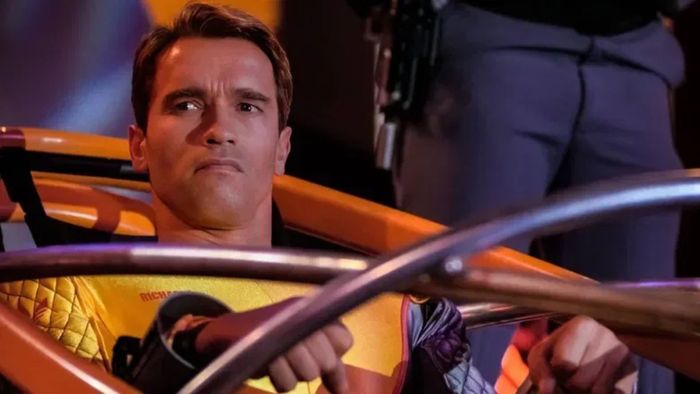 The Running Man đã được chuyển thể thành phim trước đây với sự tham gia của Arnold Schwarzenegger trong vai chính.