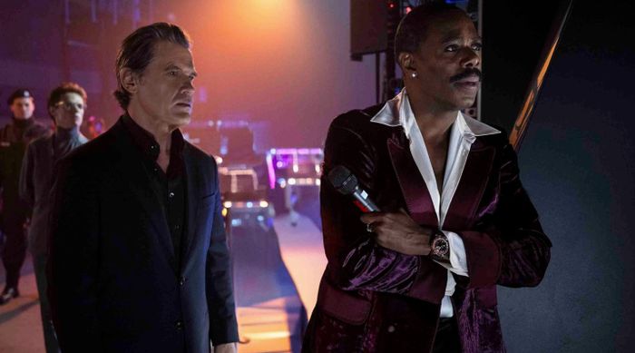 Dàn diễn viên phụ cũng vô cùng ấn tượng.