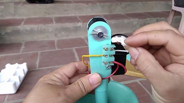 cach-lap-dat-quat-tran-7