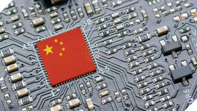 Trung Quốc thắt chặt quản lý chip AI cao cấp, ưu tiên sử dụng chip nội địa trong bối cảnh Mỹ gia tăng các hạn chế xuất khẩu.