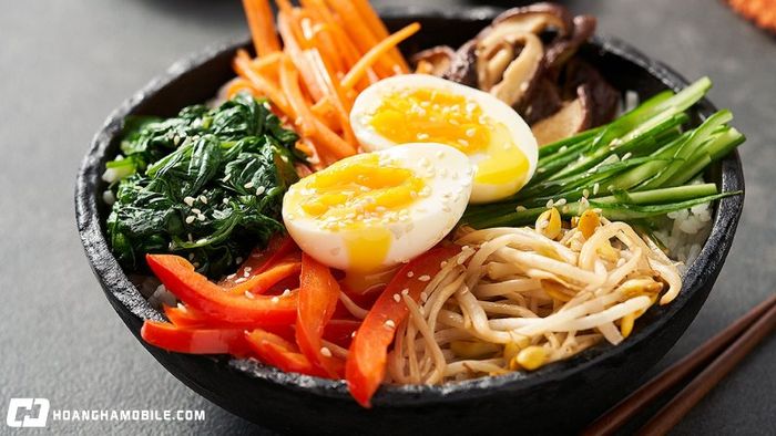 mixed-rice-la-gi-huong-dan-cach-lam-mon-com-noi-tieng-xu-so-kim-chi-3