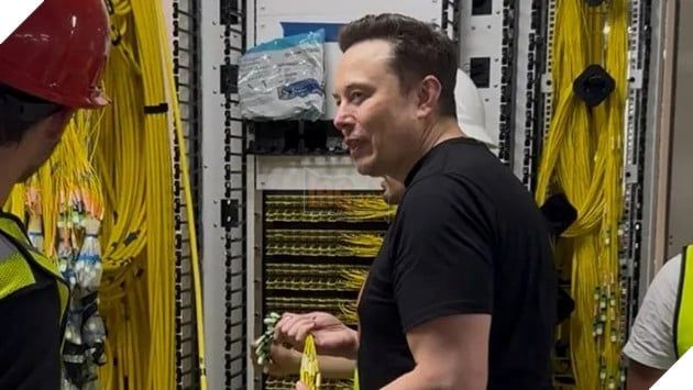 Elon Musk Đề Xuất Xây Dựng Nhà Máy Sản Xuất Chip AI Riêng Nếu Không Đủ Chip Từ TSMC và Samsung