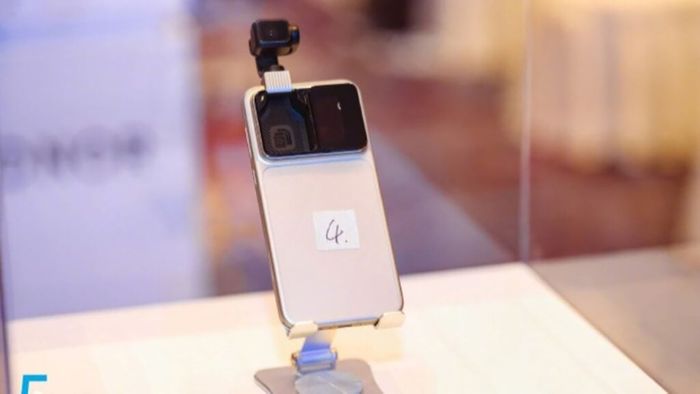 Hình ảnh thực tế của HONOR Robot Phone