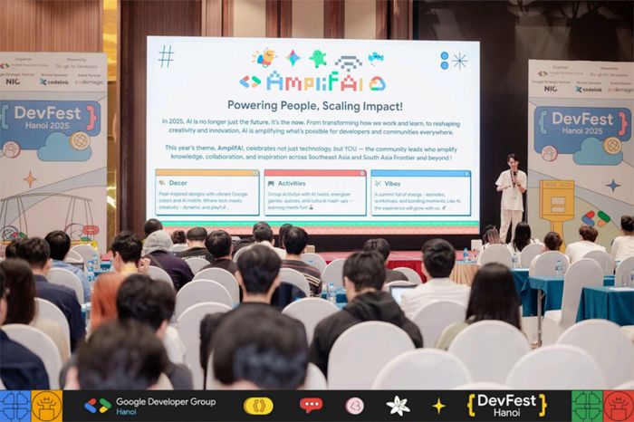 Diễn giả Hoàng Đinh – Tech Lead tại GDG Hanoi, với Tech Talk: Designing Community Systems: From Event Tools to Impact Platforms