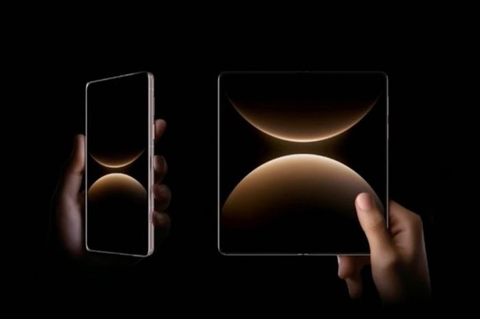 Huawei Mate X7 sở hữu thiết kế thân máy mỏng hơn so với thế hệ trước