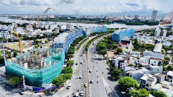 Thị trường bất động sản miền Trung đang trải qua một chu kỳ phát triển mạnh mẽ và rõ rệt.