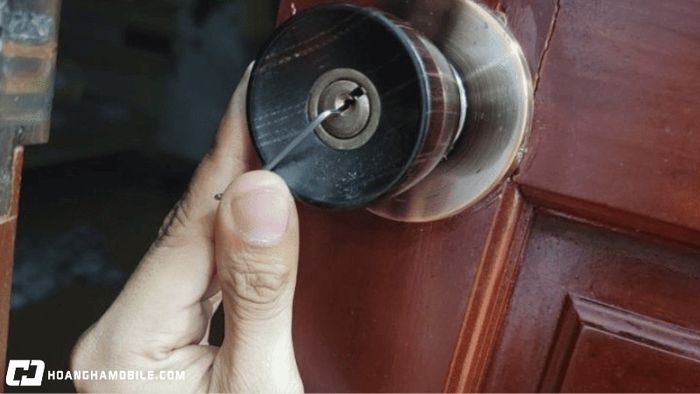 cach-mo-khoa-don-gian-top-7-meo-xu-ly-nhanh-khi-quen-chia-khoa-2