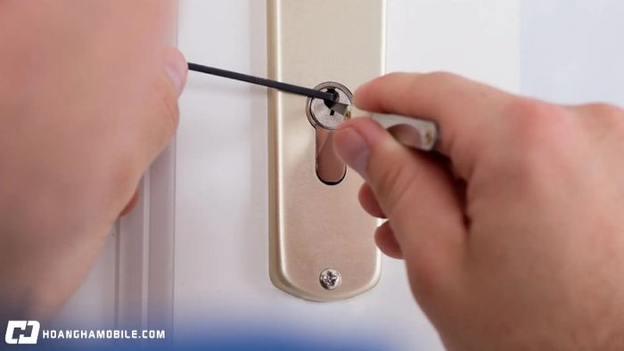 cach-mo-khoa-don-gian-top-7-meo-xu-ly-nhanh-khi-quen-chia-khoa-6