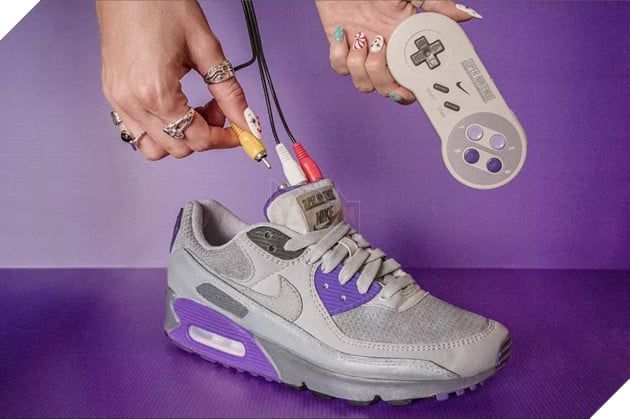 Nike giới thiệu đôi giày tích hợp máy chơi game SNES để kỷ niệm 35 năm Super Nintendo