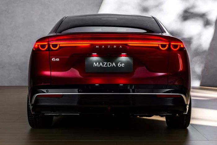 Mazda 6e 2026 10.jpg