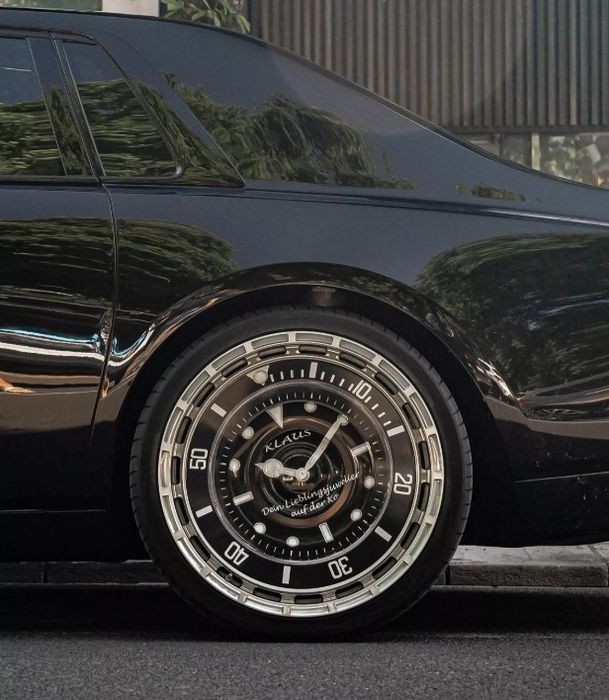 Rolls Royce Phantom 5.jpg