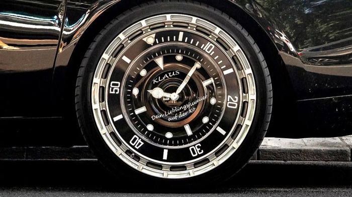 Rolls Royce Phantom 2.jpg