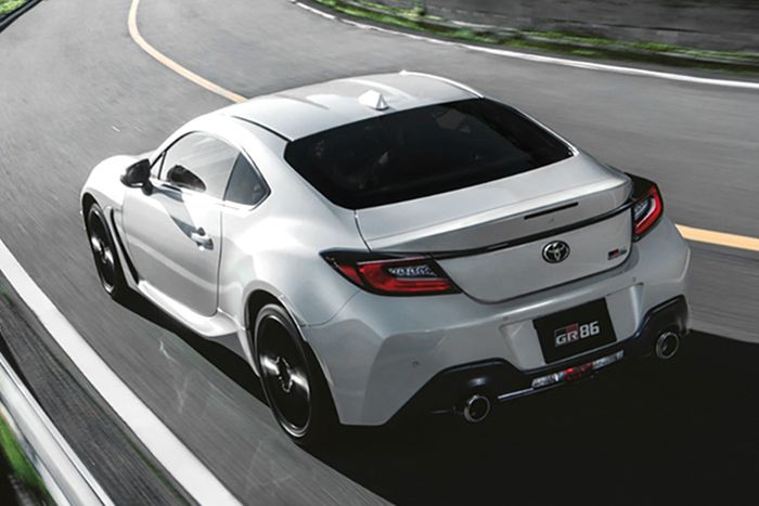 Toyota GR 86 2.jpg
