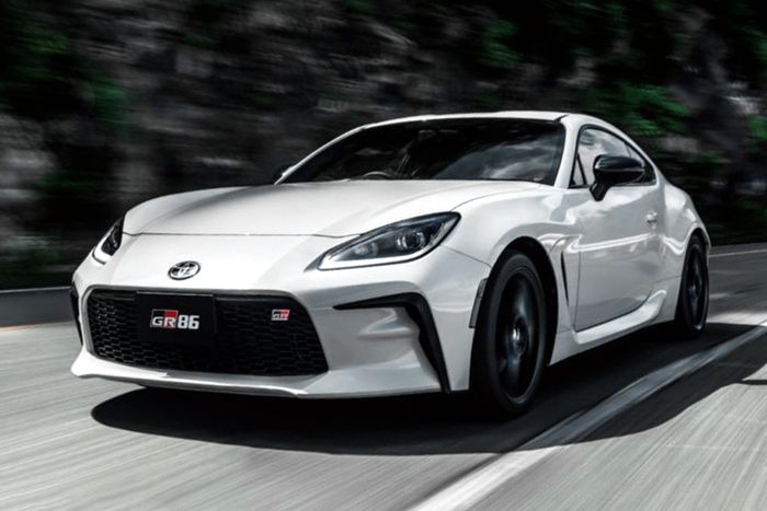 Toyota GR 86 .jpg