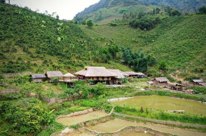 Có một Bản Liền như một vùng đất huyền bí giữa những đỉnh núi Bắc Hà.