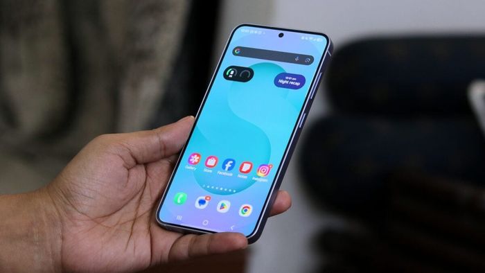 Galaxy S26 Ultra sẽ hỗ trợ sạc không dây nhanh hơn
