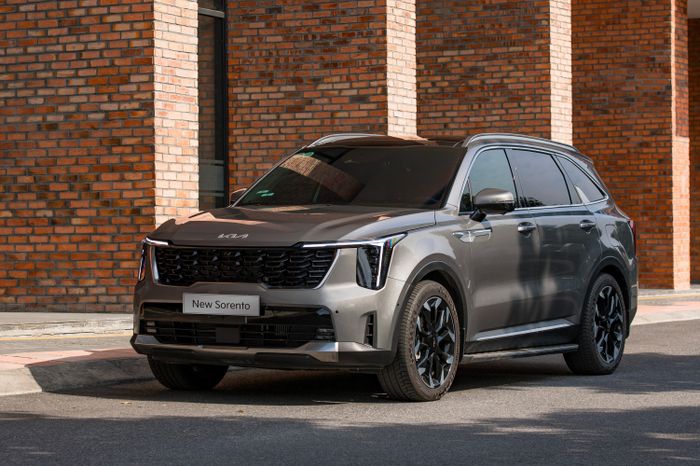 kia-sorento-2025-hires-5-(1)-(1).jpg