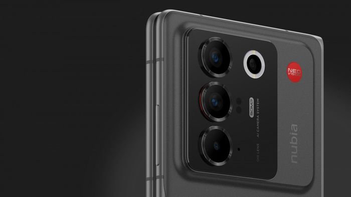 nubia Fold được trang bị hệ thống 3 camera chất lượng cao ở mặt sau, mang đến khả năng chụp ảnh ấn tượng.