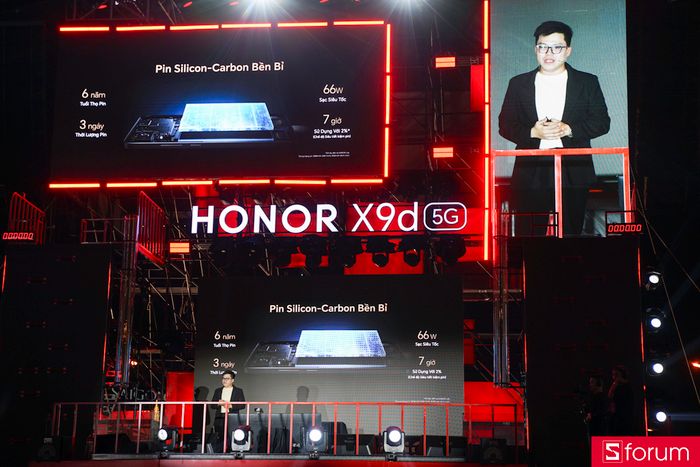 HONOR X9d 5G trang bị viên pin Silicon-Carbon dung lượng lớn, mang đến thời gian sử dụng kéo dài, phù hợp cho nhu cầu sử dụng lâu dài.