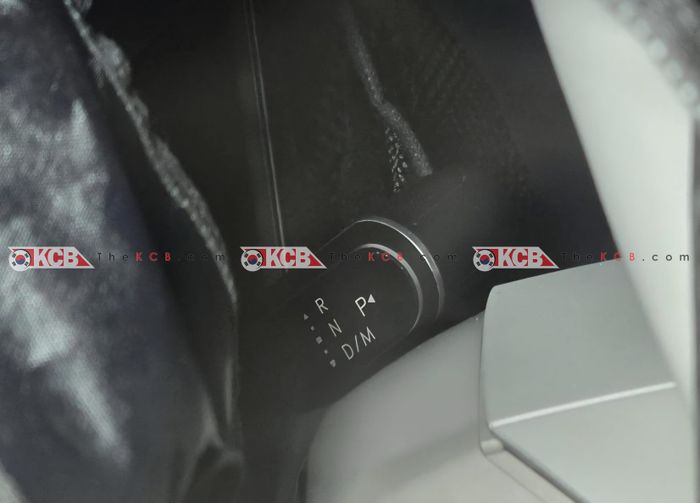 2027-hyundai-tucson-nx5-gear-selector-change-2.jpg