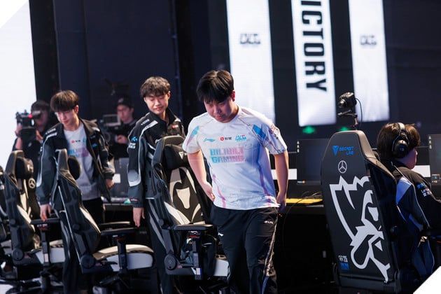 LMHT: Demacia Cup 2025 Tại LPL Áp Dụng Blind Pick Và Mic Check HLV 3
