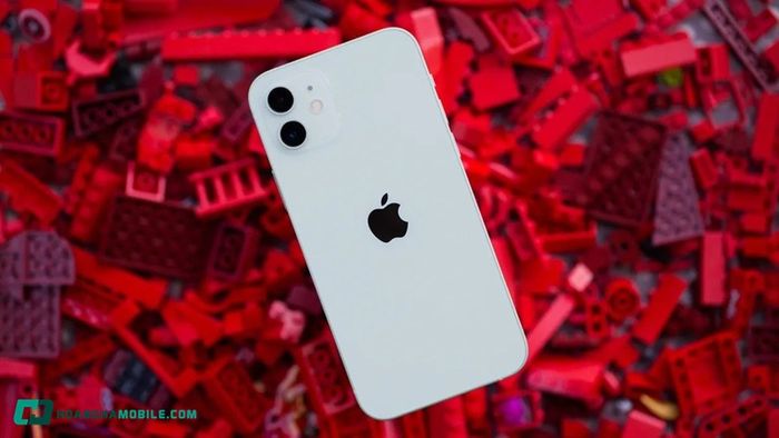iphone-12-07