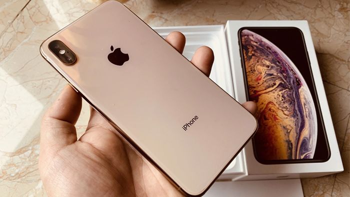 iphone-xs-4