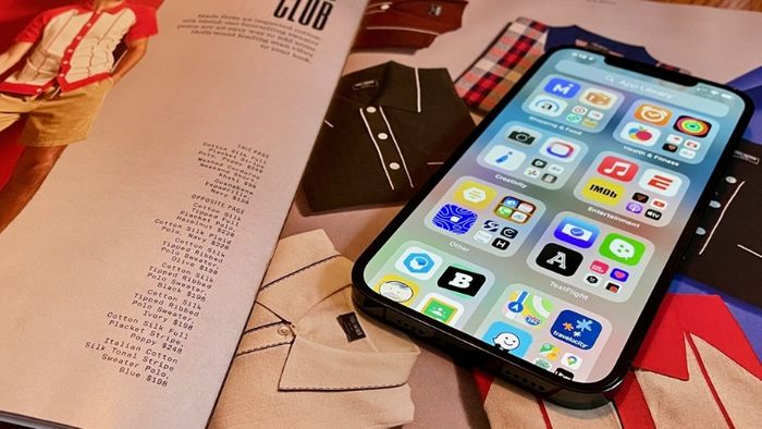 gia-iPhone-12-Pro-Max-3