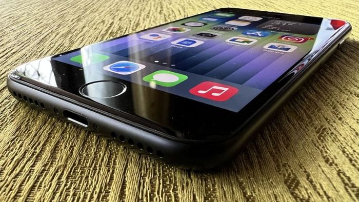 iPhone-SE-9