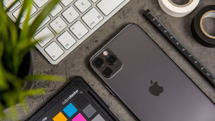 gia-iPhone-11-Pro-Max-2
