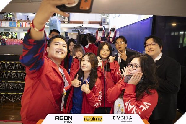 SEA Games 33: Không khí bùng nổ trong ngày thi đấu MLBB Nữ và FC Online 3