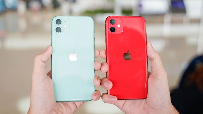 thay-pin-iphone-11-3