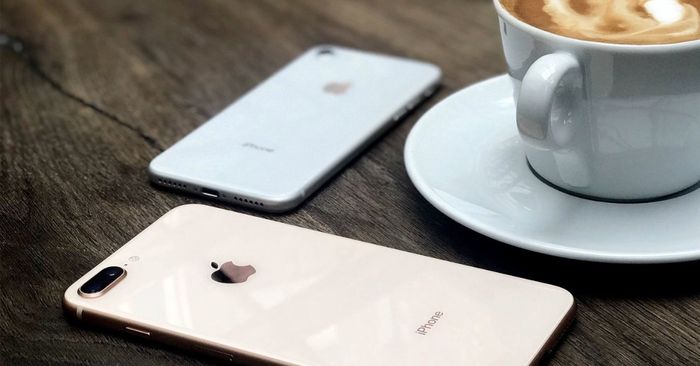 iPhone-8-Plus-gia-bao-nhieu