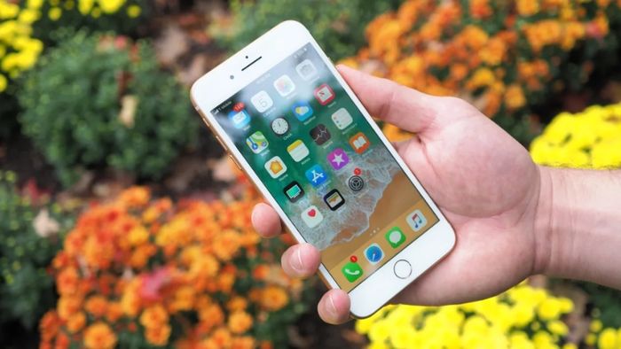 iPhone-8-Plus-gia-bao-nhieu-5