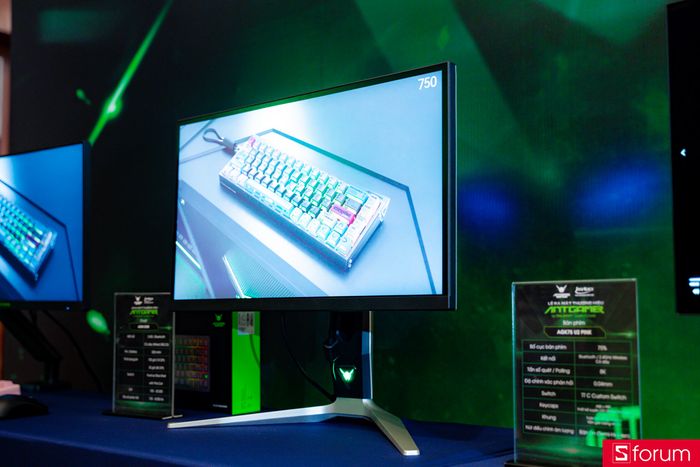 Mẫu màn hình với tần số quét 750Hz