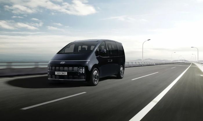 hyundai-staria-facelift.jpg
