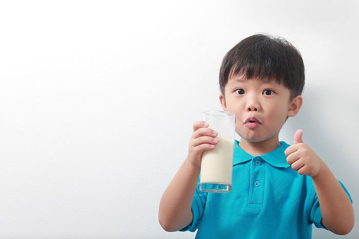 Sữa tươi không đường hỗ trợ tăng trưởng và phát triển ảnh minh họa 1