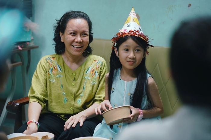 Cục Vàng Của Ngoại thường được so sánh với bộ phim Gia Tài của Ngoại