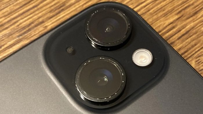 iPhone-15-cu-9