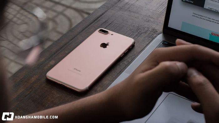iphone-7-cu-duoi-2-trieu-chay-facebook-zalo-7